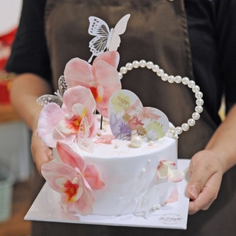 Orchid Cake 6"
